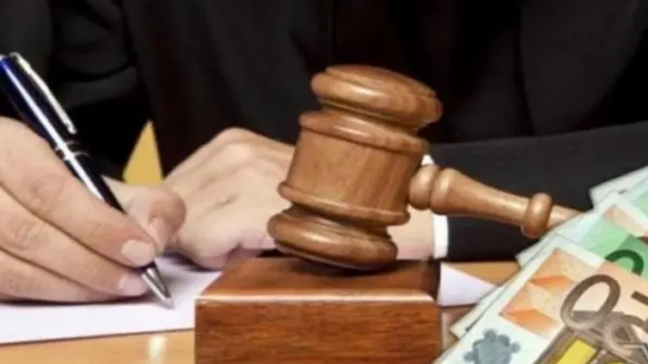 ΥΠΟΘΕΣΕΙΣ ΠΡΟΣ ΕΛΕΓΧΟ ΑΠΟ ΤΗΝ ΑΑΔΕ