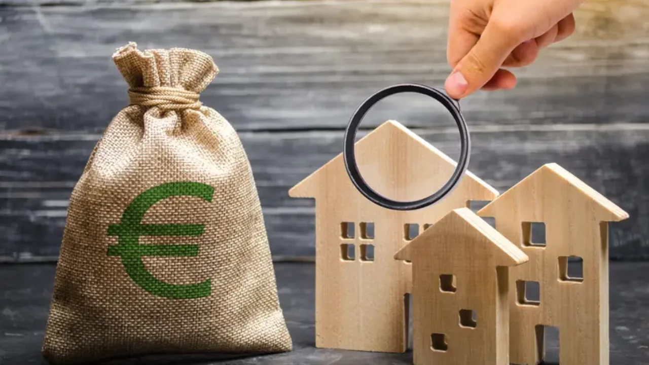 ΑΑΔΕ: Παρατείνεται έως τις 31 Ιουλίου 2023 η προθεσμία υποβολής των δηλώσεων Ειδικού Φόρου Ακινήτων