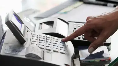 Νέα μέτρα για την πάταξη της φοροδιαφυγής
