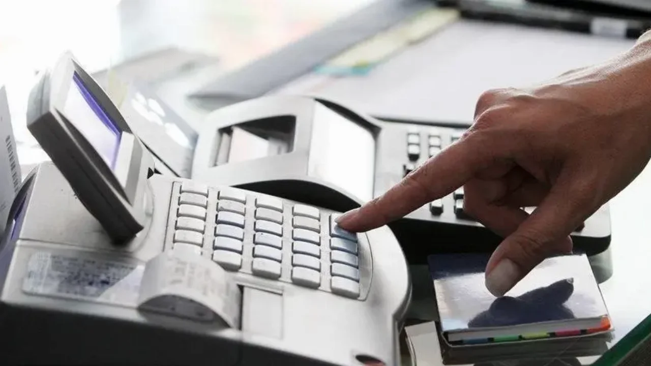 Νέα μέτρα για την πάταξη της φοροδιαφυγής