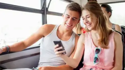 Youth Pass: Στα τέλη Οκτωβρίου οι αιτήσεις και έως το τέλος του έτους η καταβολή του