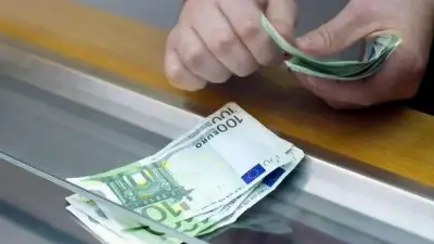 Εφορίες: Τέλος στις συναλλαγές με μετρητά