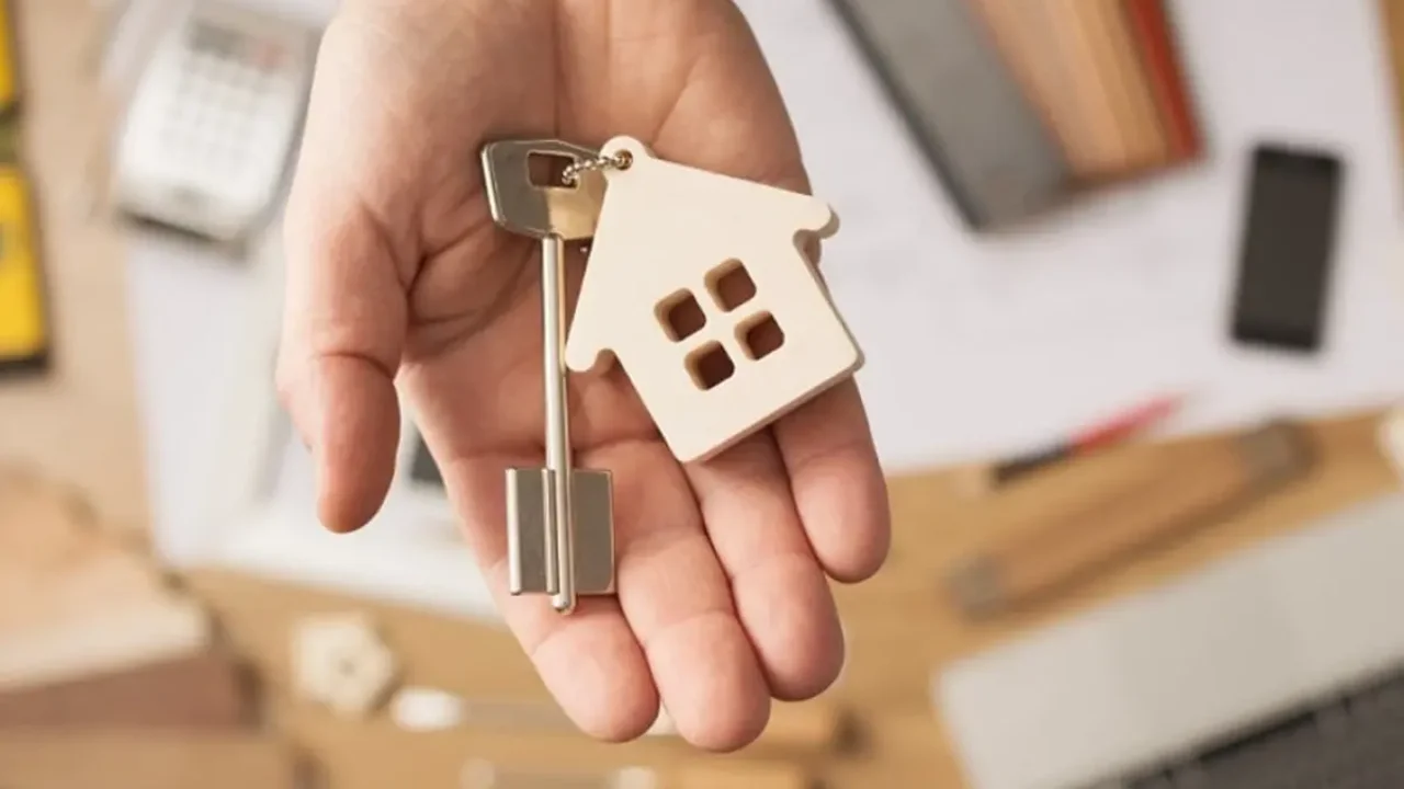 Γονικές παροχές: Τέλος οι επισκέψεις στην Εφορία