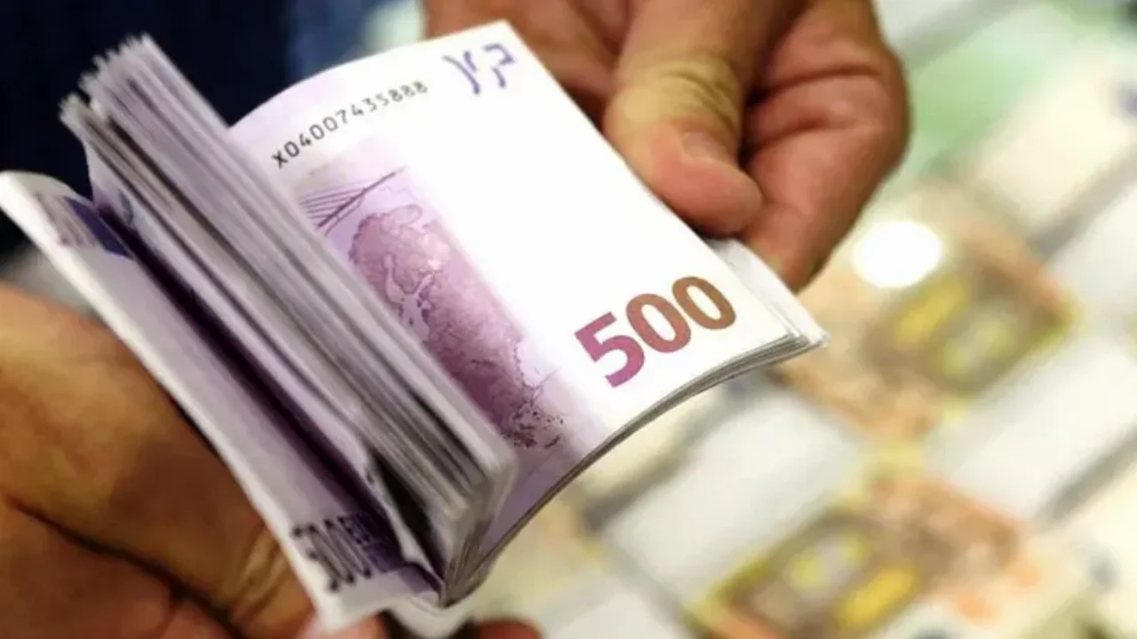 ΑΑΔΕ: Στα "μανταλάκια" οι μεγαλοοφειλέτες αν δεν τακτοποιήσουν τις οφειλές τους έως τις 21 Ιουνίου