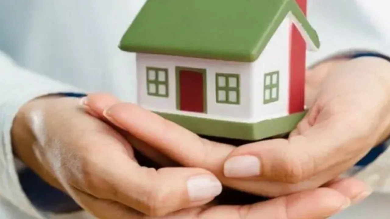 Παράταση έως τις 30/06 για τις αιτήσεις και τη ρύθμιση των αδήλωτων τετραγωνικών