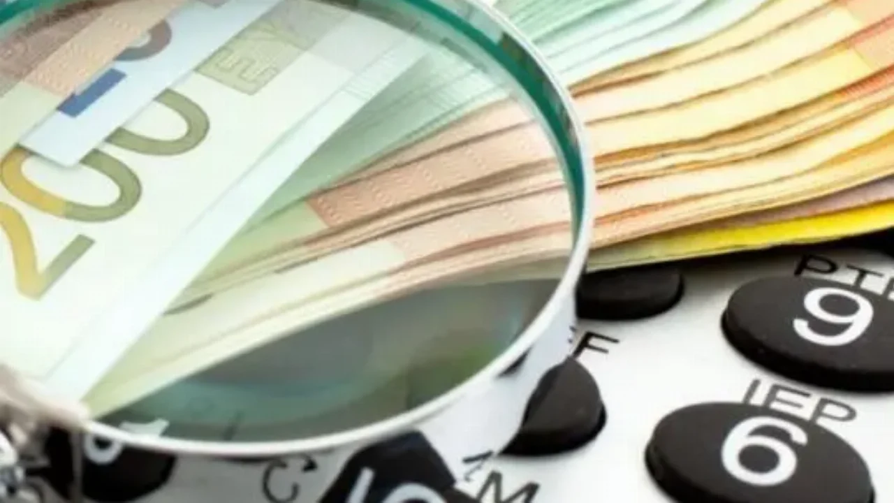 Εφορία:  Εκτεταμένοι έλεγχοι σε εκκρεμείς υποθέσεις που θα παραγραφούν στο τέλος του έτους