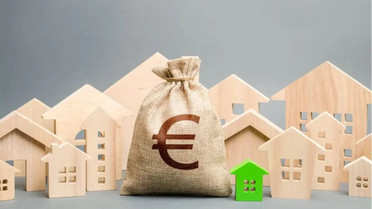 Δημοτικά τέλη: Μειώσεις στα ποσά από πολλούς δήμους