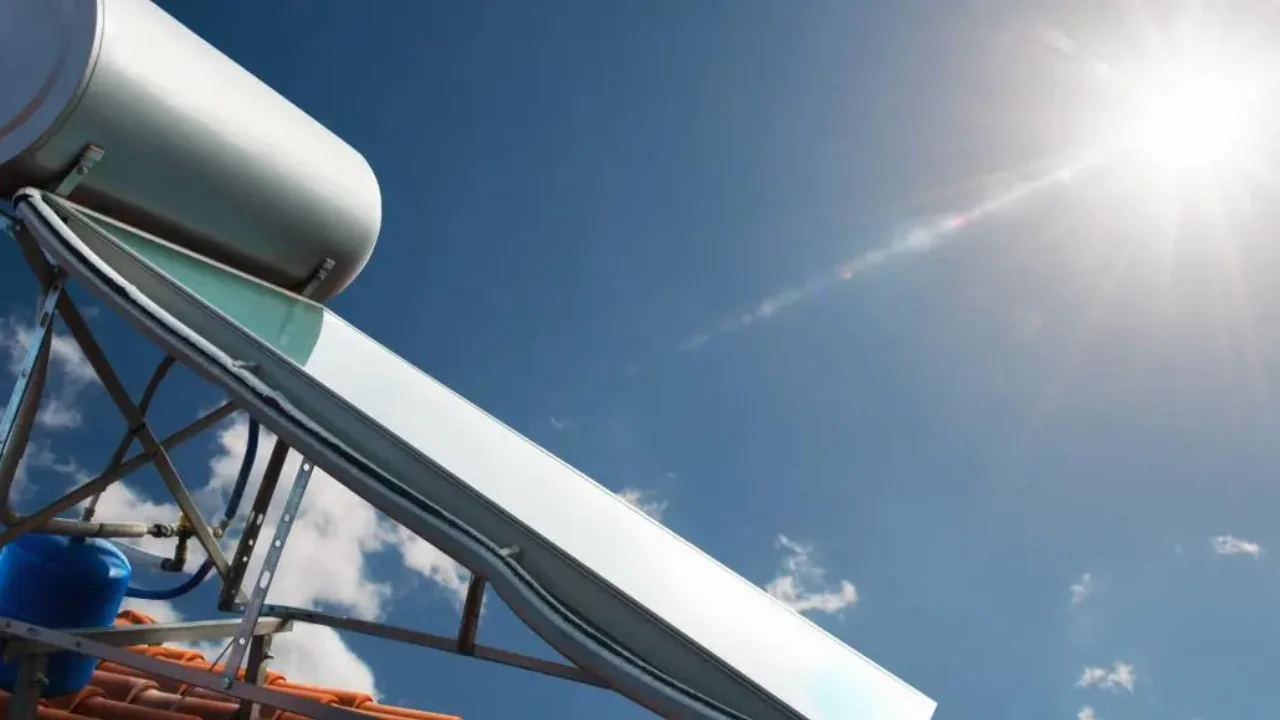 Ανακυκλώνω – Αλλάζω Θερμοσίφωνα: Ξεκινά το πρόγραμμα με επιδότηση από 50% έως 60%