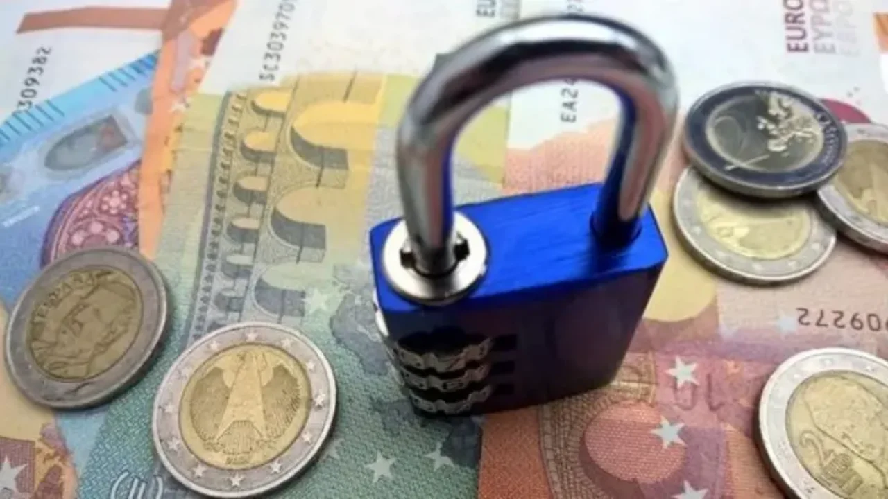 Ακατάσχετος τραπεζικός λογαριασμός: Ενεργοποιείται η διάταξη για τους συνεπείς οφειλέτες