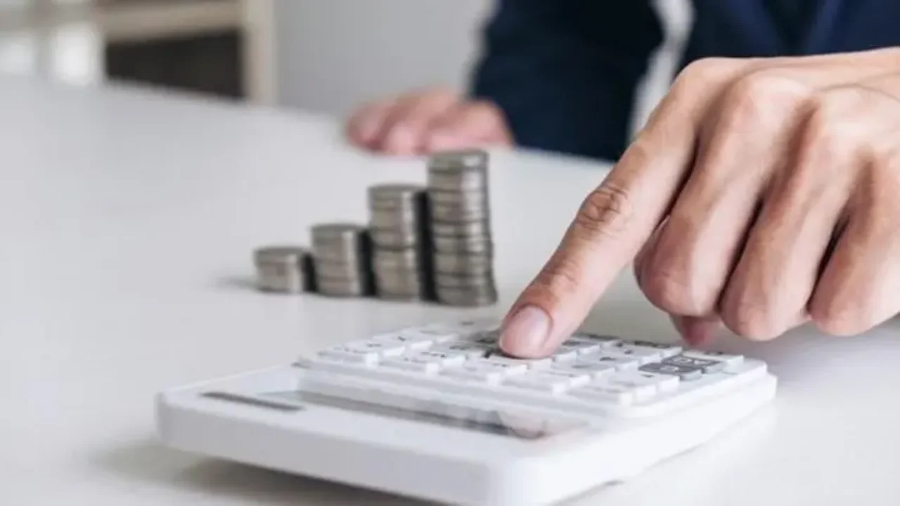 "Παγώνει" η εισφορά αλληλεγγύης- Πως θα ρυθμιστούν τα χρέη της πανδημίας