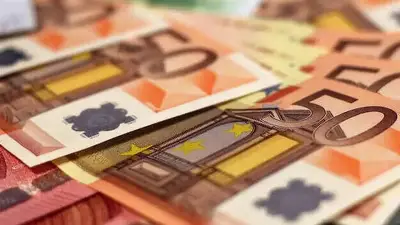 Επίδομα 400 ευρώ: Ανοίγει σήμερα η πλατφόρμα για την υποβολή αιτήσεων