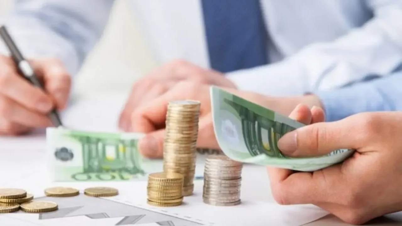 Φοροελαφρύνσεις: Πακέτο με 15 μέτρα για νοικοκυριά και επιχειρήσεις για το 2022