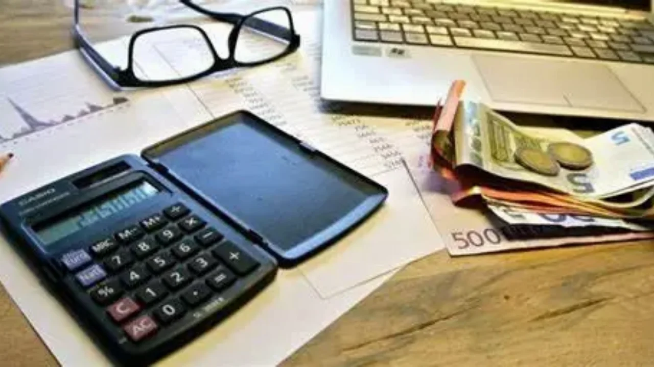 Εφορία: Το χρονοδιάγραμμα των πληρωμών για νοικοκυριά και επιχειρήσεις
