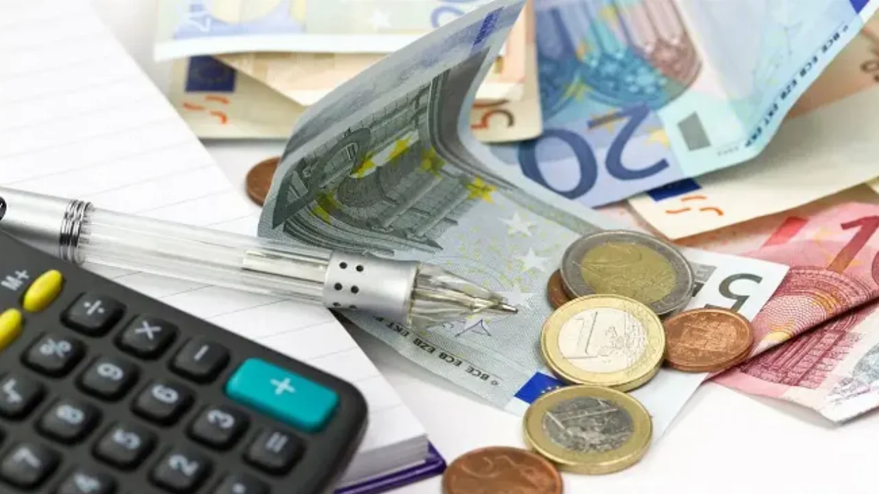 ΑΑΔΕ: Τυπικοί στην αποπληρωμή των φόρων οι φορολογούμενοι