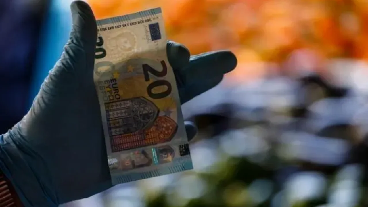 Κορωνοϊός: Οι πλατφόρμες για τα 800 ευρώ και τα ενοίκια