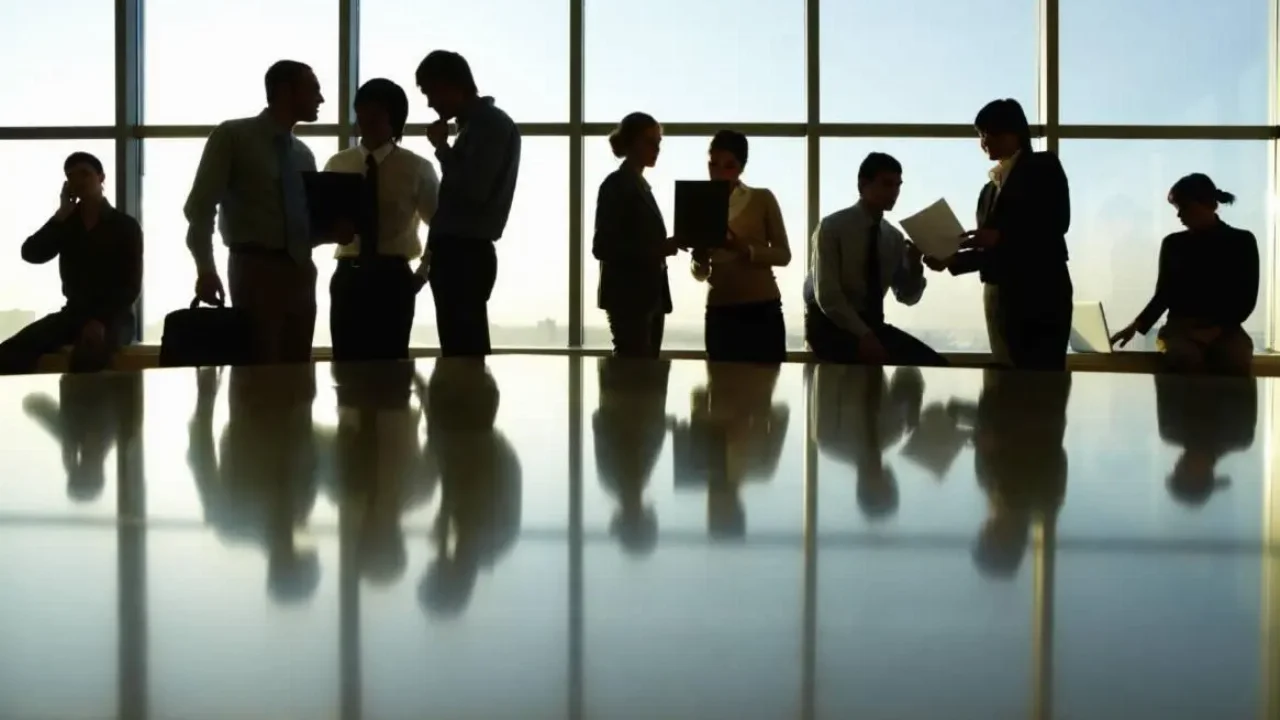 Μέτρα για εργαζόμενους και επιχειρήσεις από τον πρωθυπουργό στην ΔΕΘ