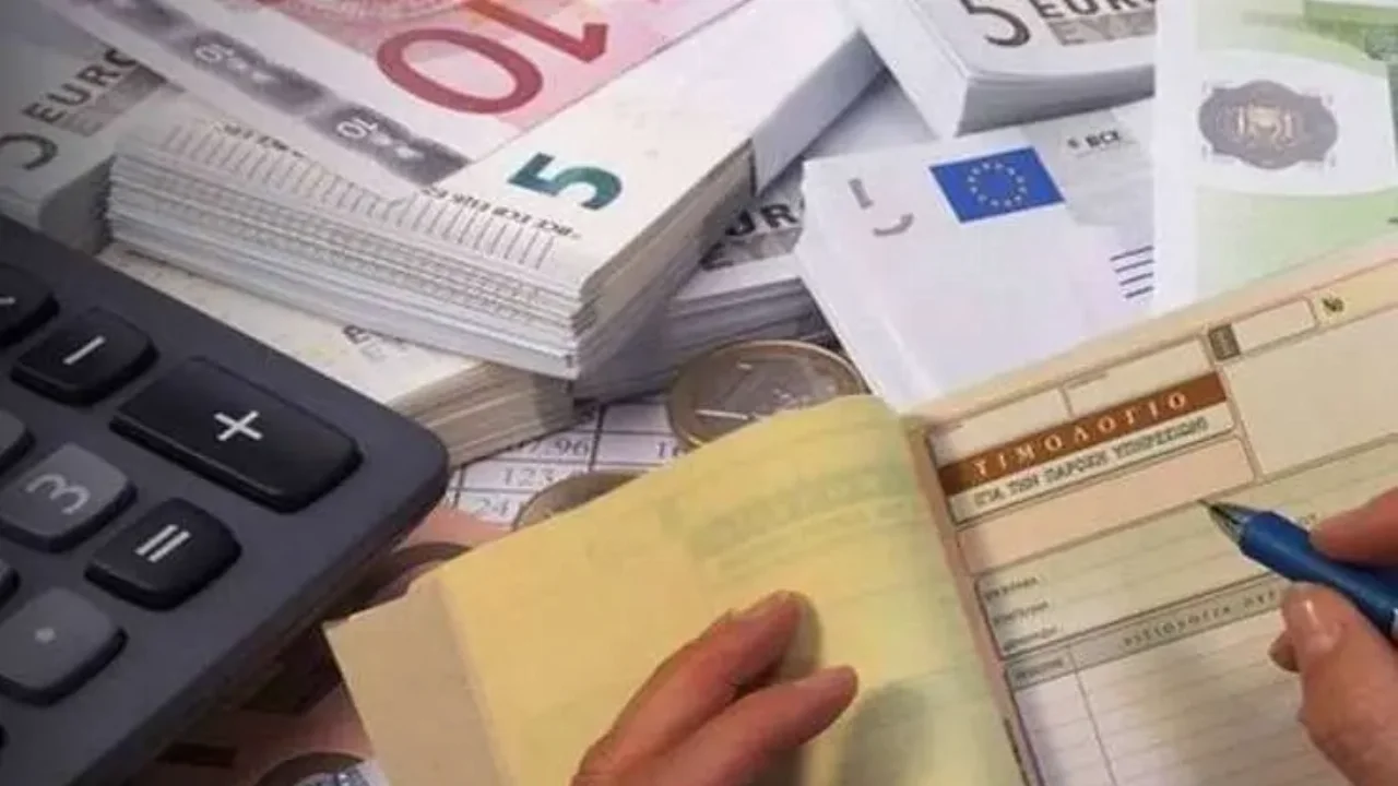 Τέλος επιτηδεύματος: Καταργείται το 2023 για όσους προχωρήσουν σε προσλήψεις