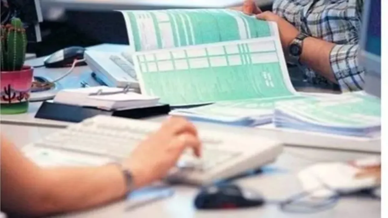 Νέα παράταση για τις φορολογικές δηλώσεις ή εκπρόθεσμη υποβολή χωρίς συνέπειες