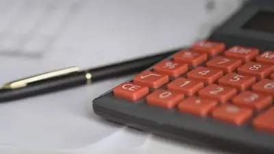 Φορολογικές δηλώσεις: Εκπνέει σήμερα η προθεσμία υποβολής τους και η ΑΑΔΕ ξεκινά τις διασταυρώσεις