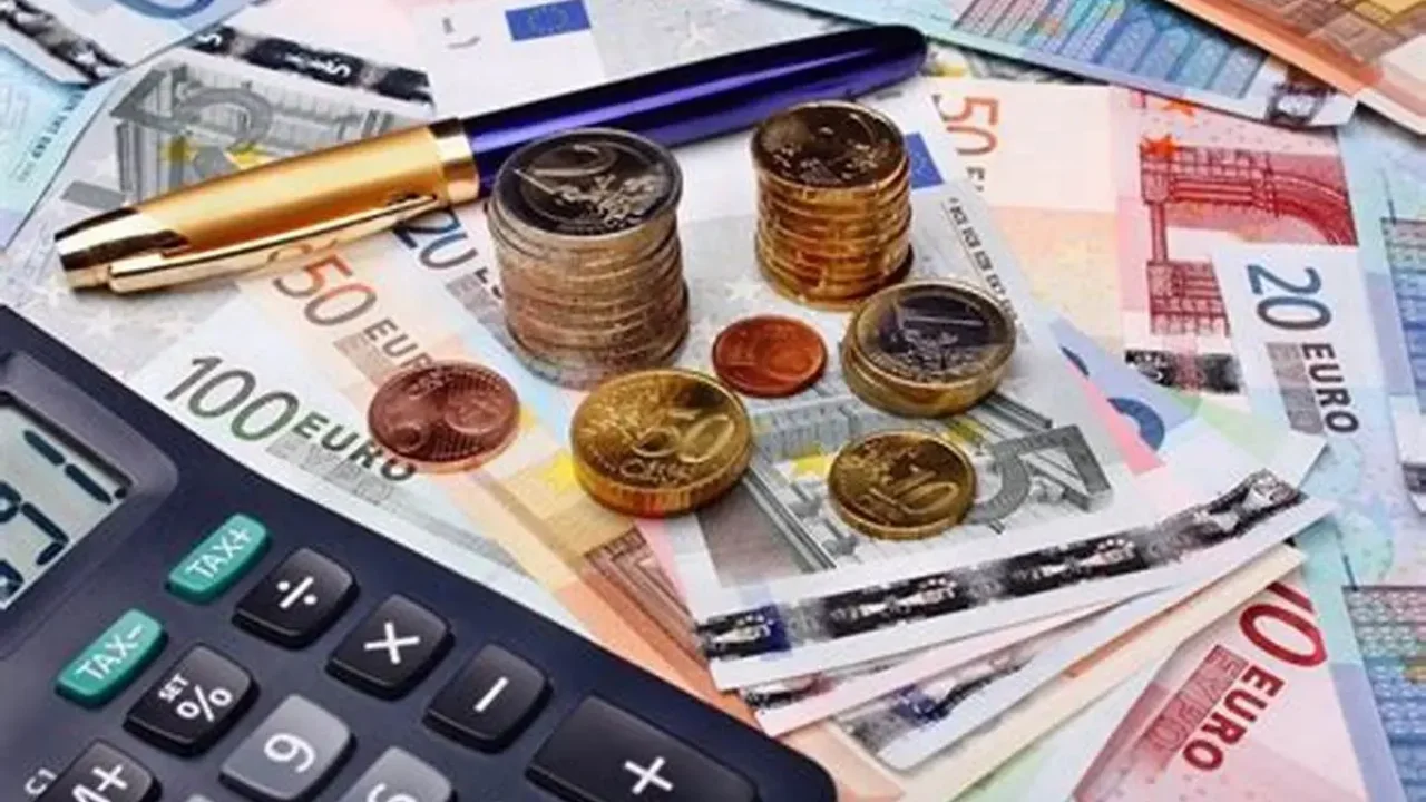 Φορολογούμενοι: Τι πρέπει να πληρώσουν έως το τέλος του έτους