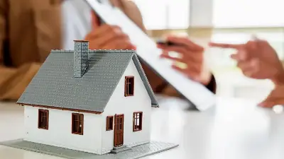 Φόρος υπεραξίας ακινήτων: Αναβάλλεται η εφαρμογή του για την επόμενη διετία