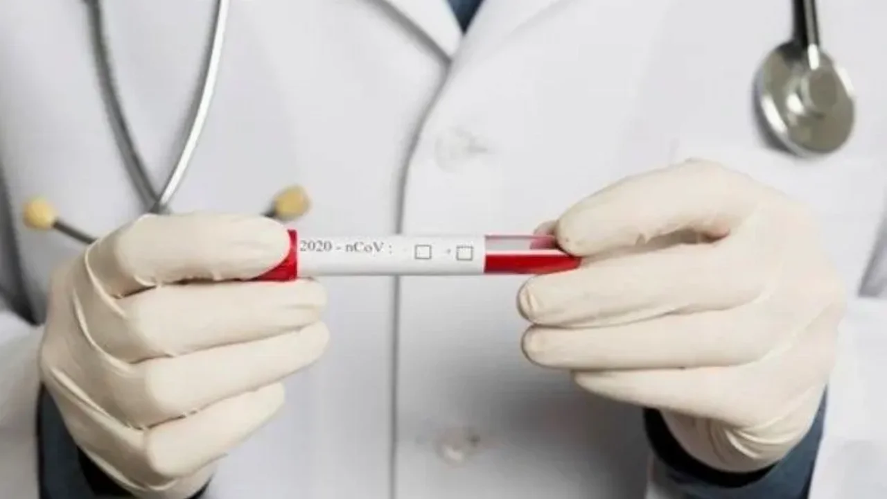 Άδεια ειδικού σκοπού για τους γονείς ανακοίνωσε η κυβέρνηση εξαιτίας κορωνοϊού