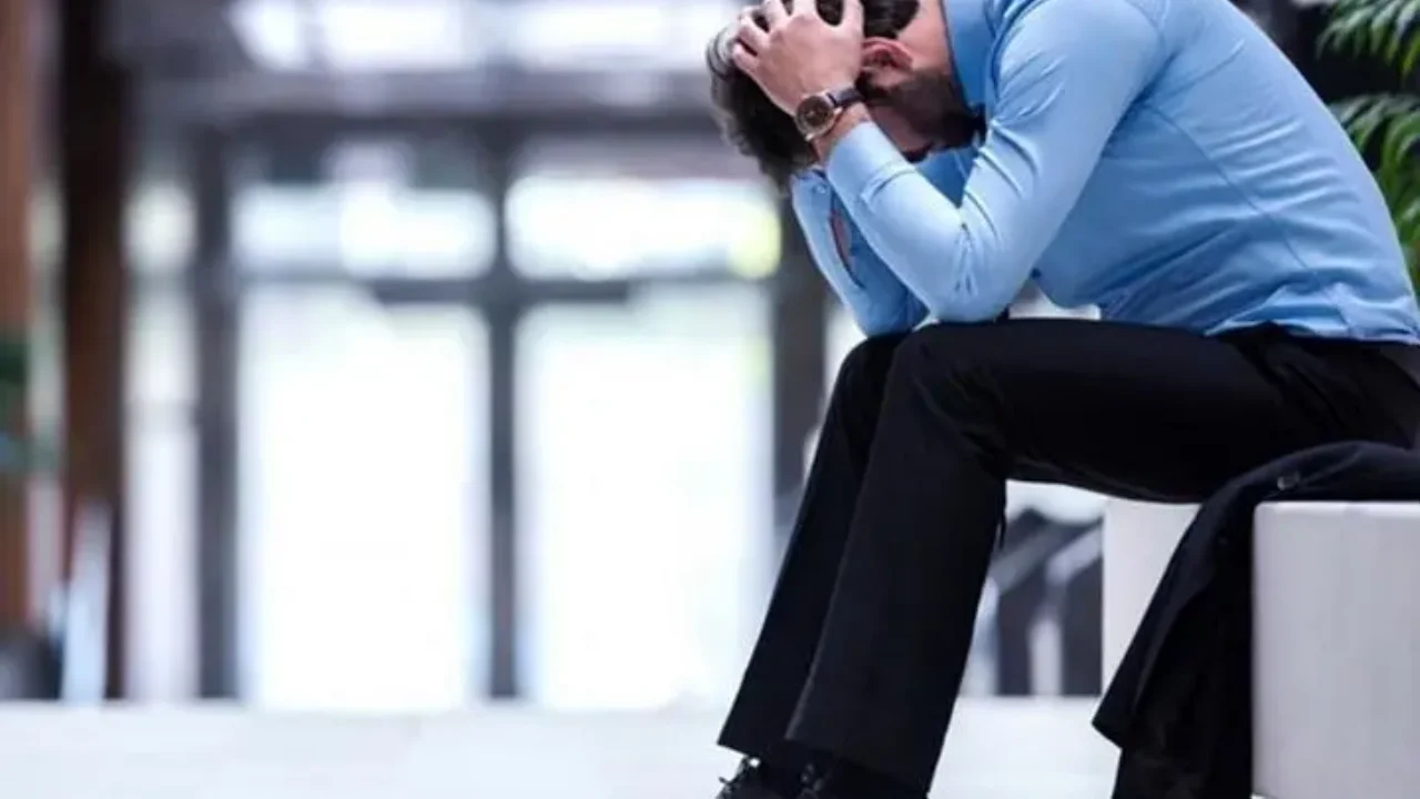 Εργασιακή και οικονομική ανασφάλεια βιώνουν οι Έλληνες λόγω κορωνοϊού