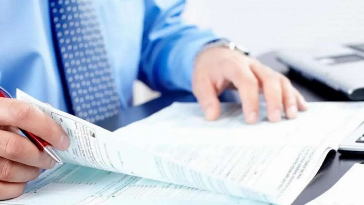 Απώλειες για επιχειρηματίες και αγρότες και κέρδη για μισθωτούς έφερε το 2018