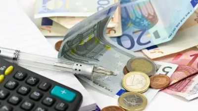 Προσχέδιο προϋπολογισμού: Οι φόροι και οι φοροελαφρύνσεις για το 2023