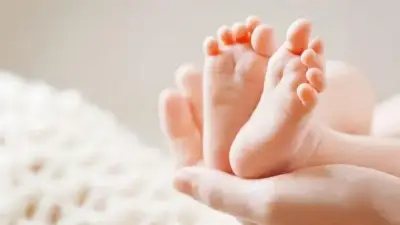 Στη Βουλή το νομοσχέδιο για το επίδομα γέννας