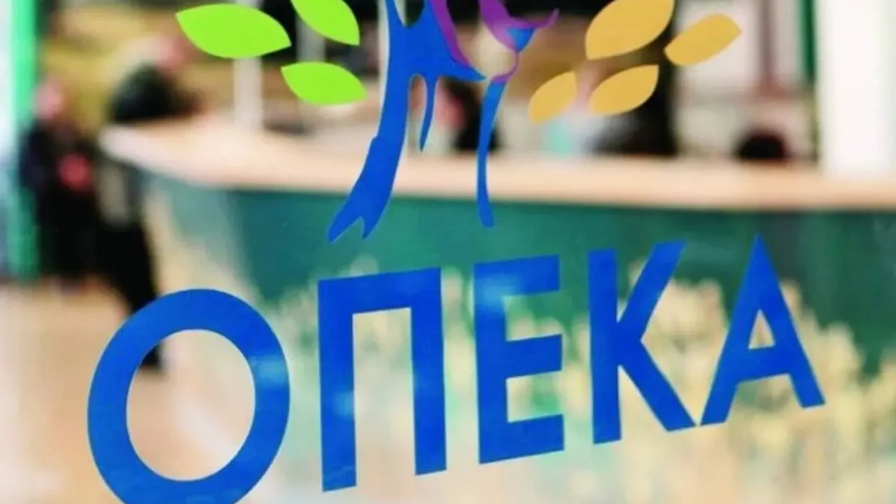 Προνοιακά επιδόματα: Με προπληρωμένη κάρτα θα καταβάλλονται από το 2023
