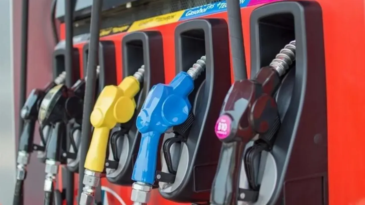 Fuel Pass 2: Ανοίγει το Σαββατοκύριακο η πλατφόρμα για την υποβολή των αιτήσεων- Τα ποσά της επιδότησης