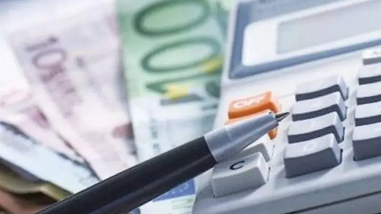 Χωρίς έκπτωση η καταβολή των πρώτων δόσεων του φόρου εισοδήματος