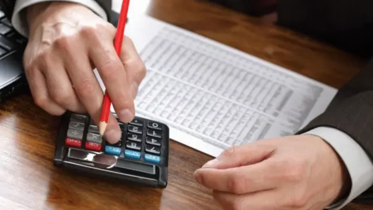 ΑΑΔΕ: Οδηγίες για τις οφειλές που εντάσσονται στον εξωδικαστικό μηχανισμό