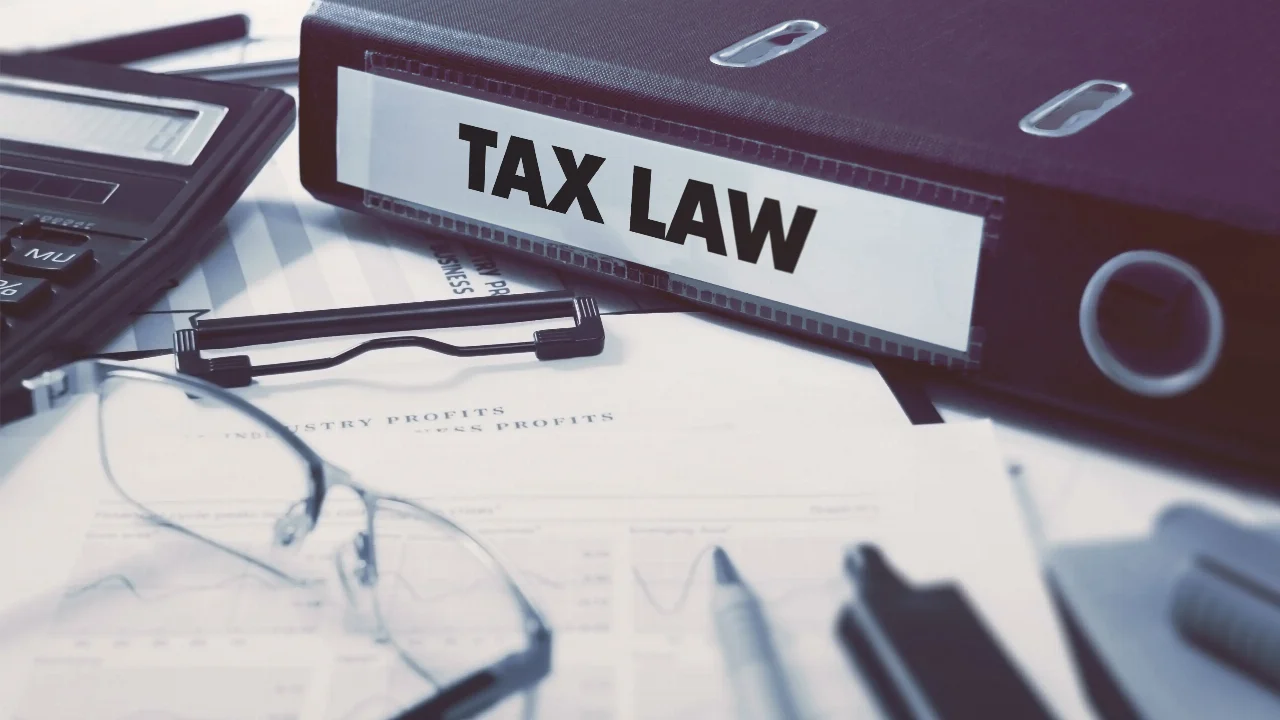 Φορολογικοί κάτοικοι αλλοδαπής: Πως θα φορολογηθούν τα φυσικά πρόσωπα που επενδύουν στην Ελλάδα