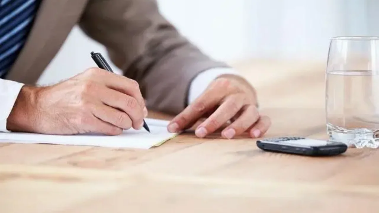 Προθεσμία έως τις 31/05 για να αποσυρθούν οι ταμειακές μηχανές που δεν είναι συμβατές με την ΑΑΔΕ