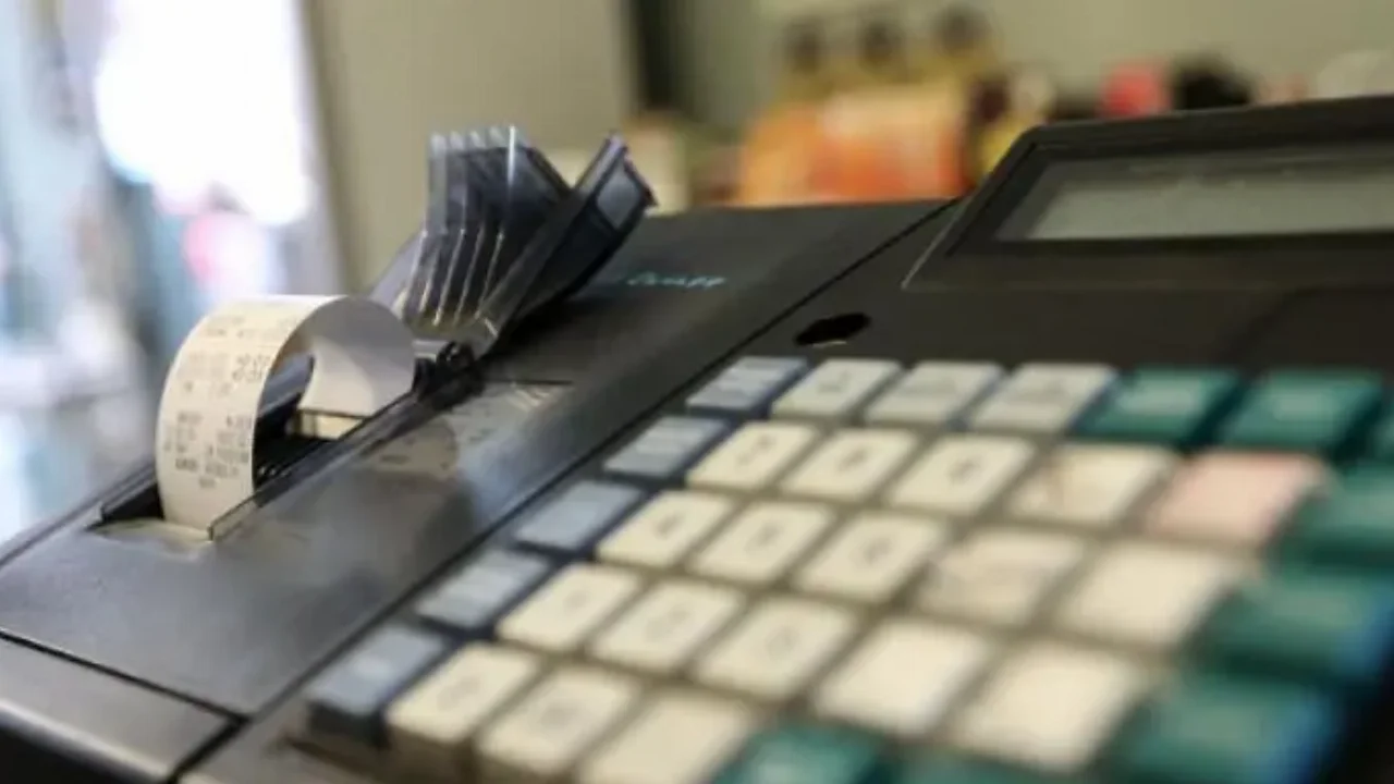 Σύνδεση ανά λεπτό των ταμειακών μηχανών με το TAXIS