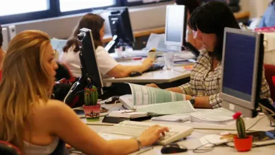 Δημόσιο: Σαρωτικές αλλαγές στους μισθούς μετά την κατάργηση της εισφοράς αλληλεγγύης και της ειδικής εισφοράς